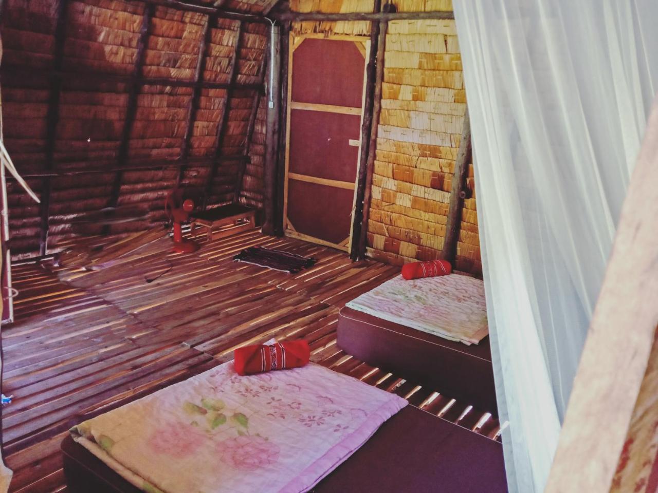 Hotel Mr. Chuoi Bar And Hut Ko Phra Thong Zewnętrze zdjęcie